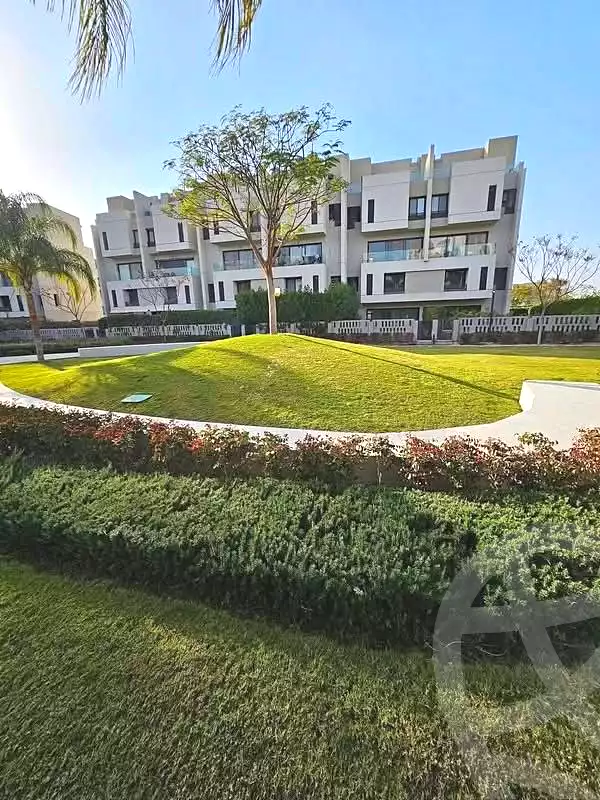 https://aqarmap.com.eg/ar/listing/7231388-for-sale-cairo-el-shorouk-compounds-al-burouj-compound-imkan