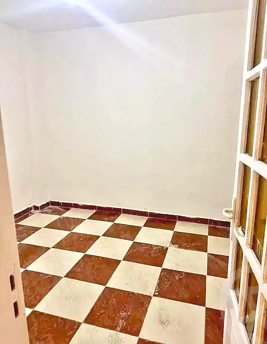 https://aqarmap.com.eg/ar/listing/7231465-for-rent-alexandria-cleopatra