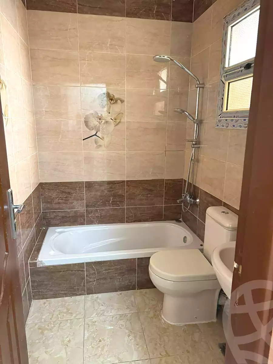 https://aqarmap.com.eg/ar/listing/7231797-for-sale-cairo-6th-of-october-el-ahyaa-neighborhood-3rd-al-hay-al-thalith-st