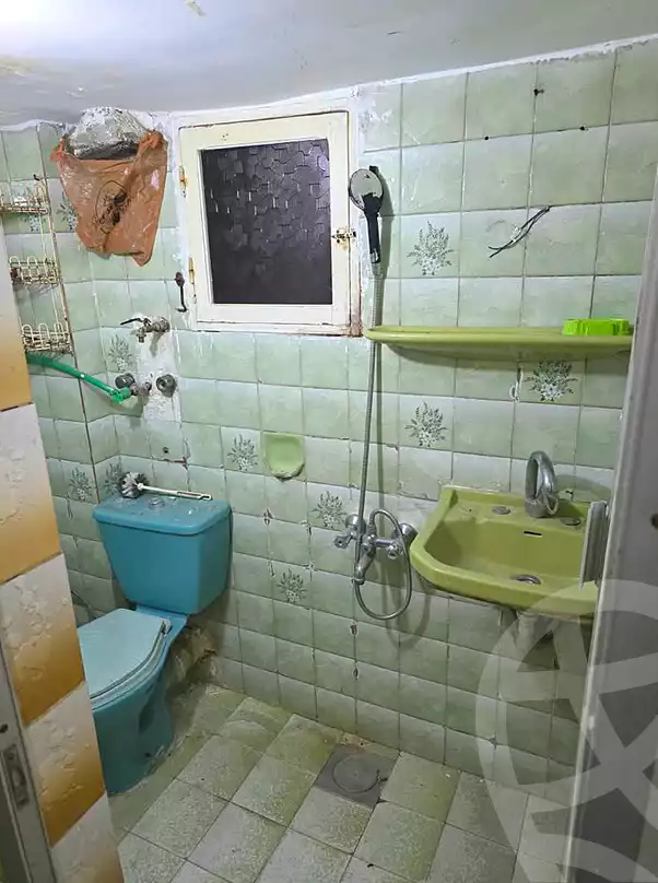 https://aqarmap.com.eg/ar/listing/7232565-for-sale-alexandria-moharram-bey-al-riaash-st