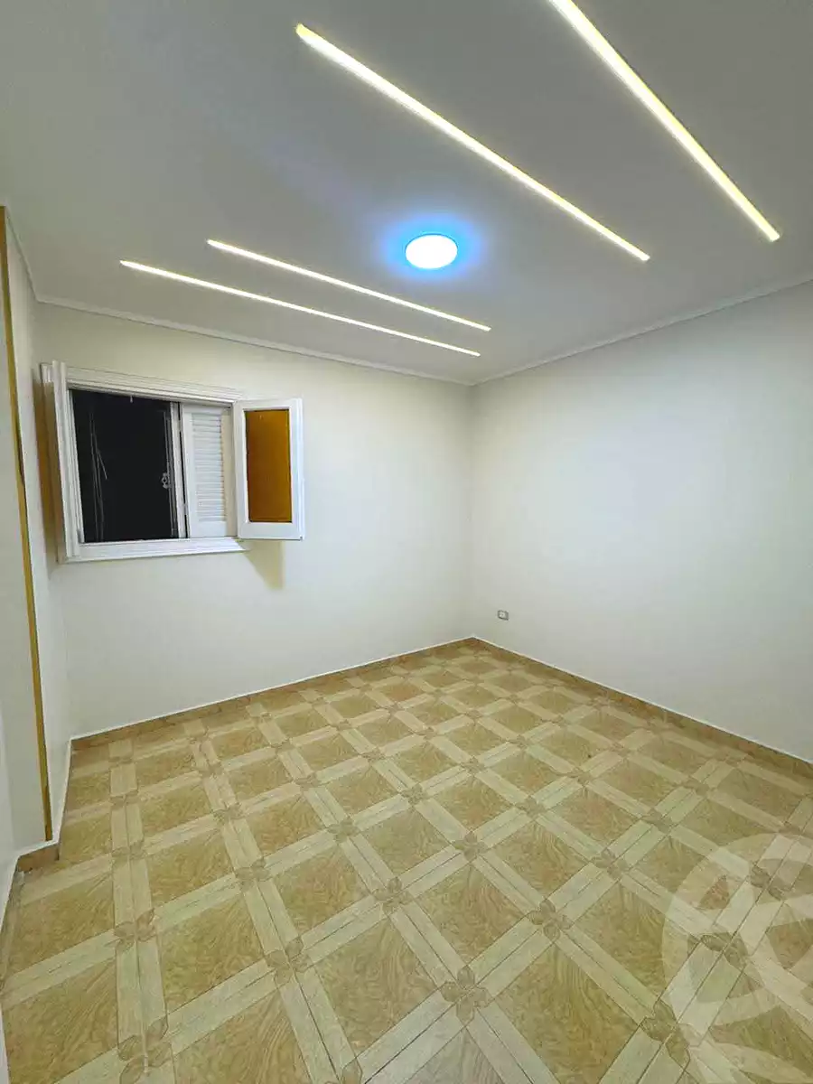 https://aqarmap.com.eg/ar/listing/7229715-for-sale-alexandria-sydy-bshr-sydy-bshr-bhry-shr-mhmwd-l-yswy