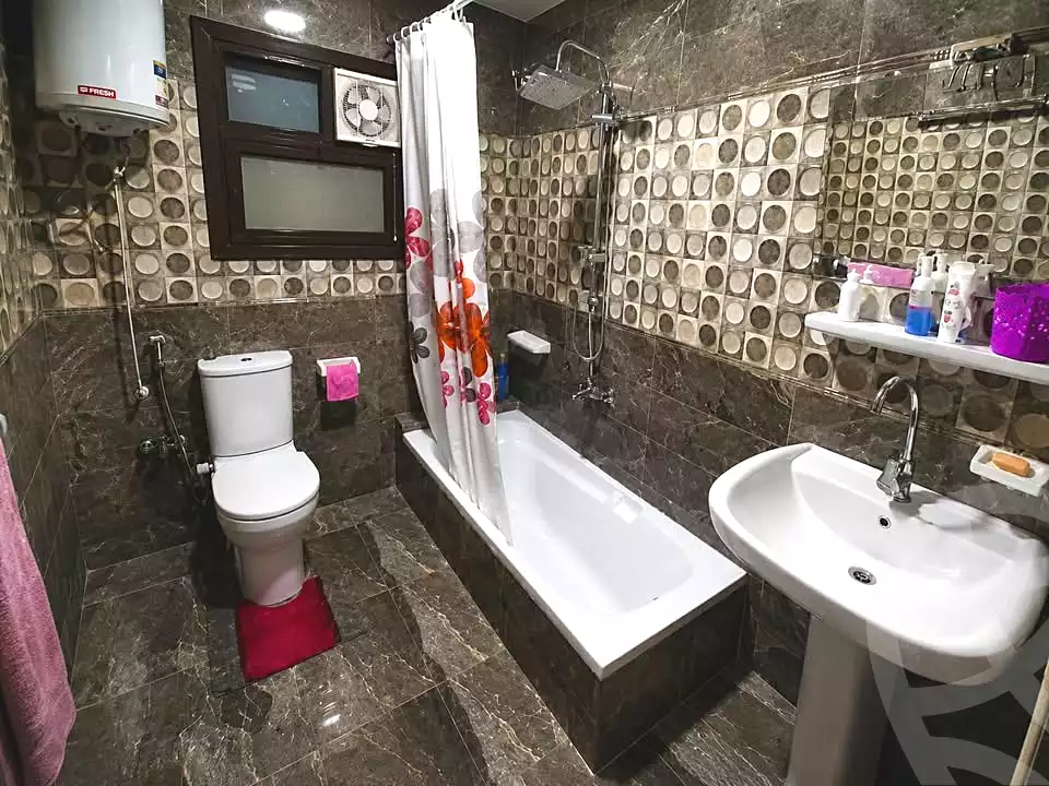 https://aqarmap.com.eg/ar/listing/7232980-for-rent-alexandria-al-agamy-lbytsh-bianchiii