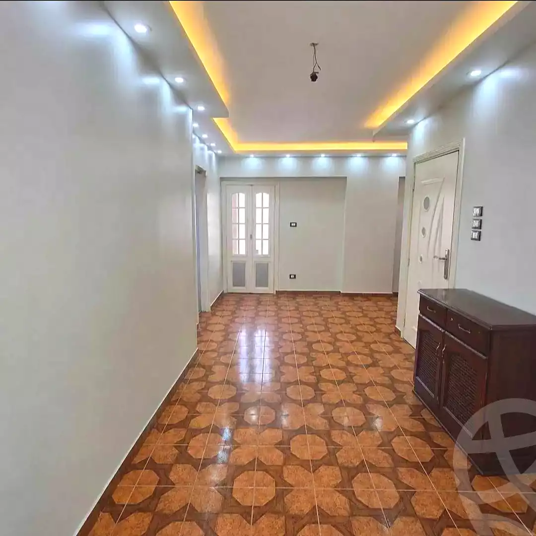 https://aqarmap.com.eg/en/listing/7233097-for-sale-alexandria-new-miami