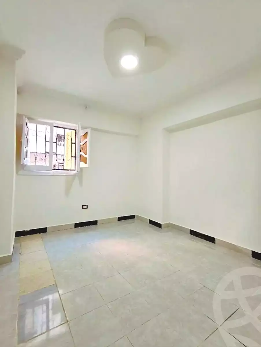 https://aqarmap.com.eg/ar/listing/7233105-for-sale-alexandria-al-agamy