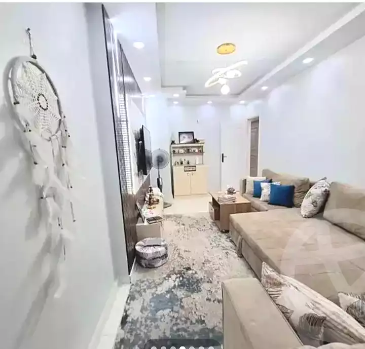https://aqarmap.com.eg/ar/listing/7233300-for-sale-alexandria-sydy-bshr-sydy-bshr-bhry-el-shaikh-hussein-soliman-18-st