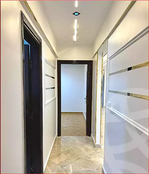 https://aqarmap.com.eg/ar/listing/7233694-for-sale-alexandria-sydy-bshr-sydy-bshr-bhry-mohamed-el-srafi-st.