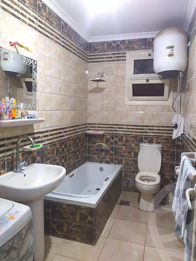 https://aqarmap.com.eg/ar/listing/7233792-for-sale-cairo-ain-shams-ain-shams-el-sharkia-el-eshrein-stt