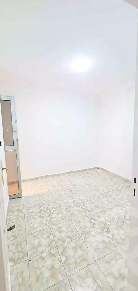 https://aqarmap.com.eg/ar/listing/7233848-for-sale-alexandria-al-agamy-shataa-el-nakheel
