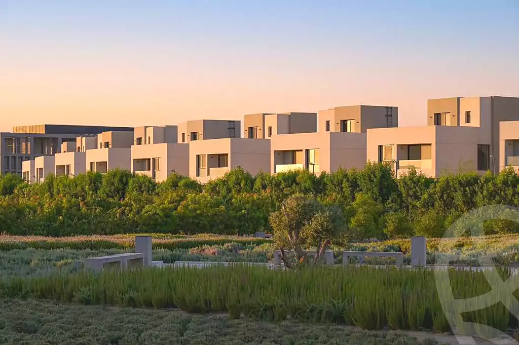 https://aqarmap.com.eg/ar/listing/7233929-for-sale-cairo-el-shorouk-compounds-al-burouj-compound-imkan