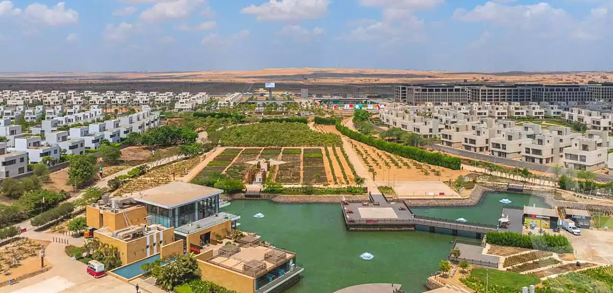 https://aqarmap.com.eg/ar/listing/7233929-for-sale-cairo-el-shorouk-compounds-al-burouj-compound-imkan