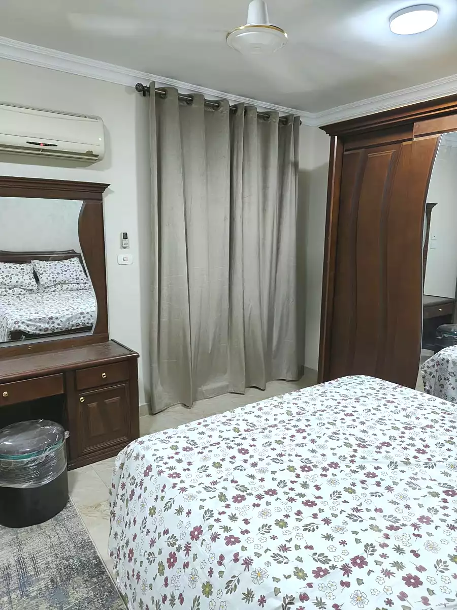 https://aqarmap.com.eg/ar/listing/7233961-for-rent-cairo-6th-of-october-mntq-fr-y-b-6-ktwbr
