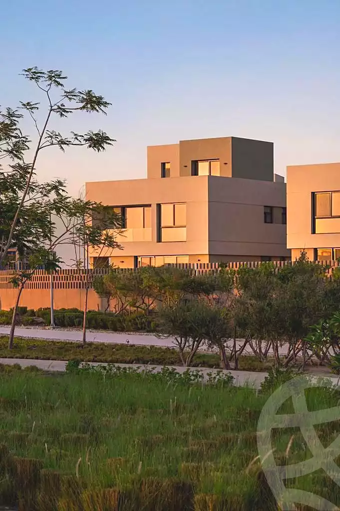 https://aqarmap.com.eg/ar/listing/7233978-for-sale-cairo-el-shorouk-compounds-al-burouj-compound-imkan