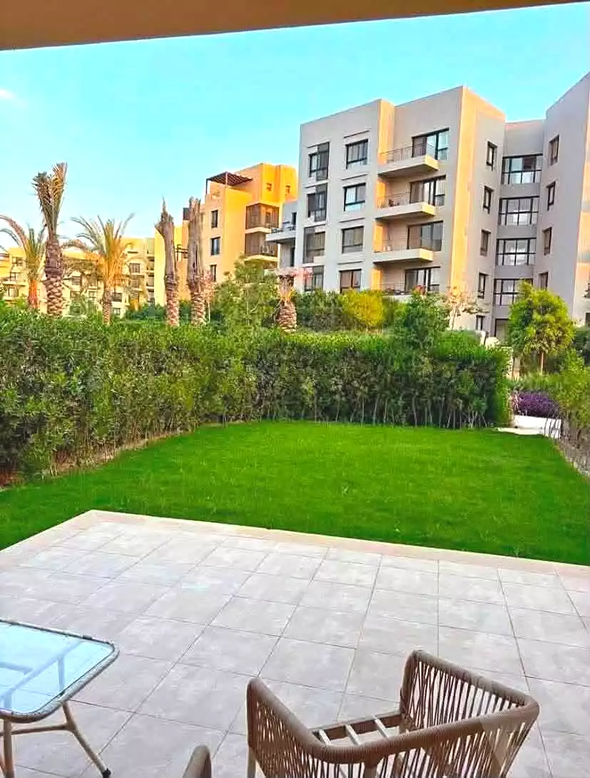 https://aqarmap.com.eg/ar/listing/7233842-for-sale-cairo-6th-of-october-hadaeq-october-compounds-o-west-club-yard-o-west