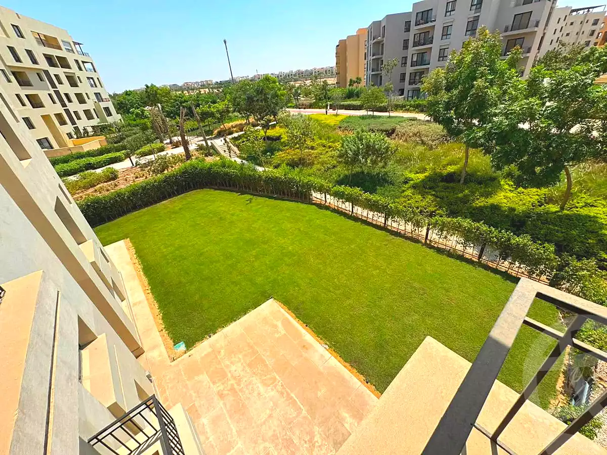 https://aqarmap.com.eg/en/listing/7233840-for-sale-cairo-6th-of-october-hadaeq-october-compounds-o-west-club-yard-o-west