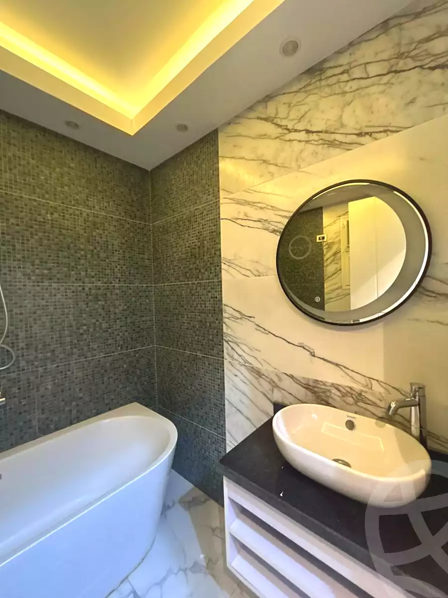 https://aqarmap.com.eg/en/listing/7234139-for-rent-cairo-new-cairo-compounds-hyde-park-centre-ville-hyde-park