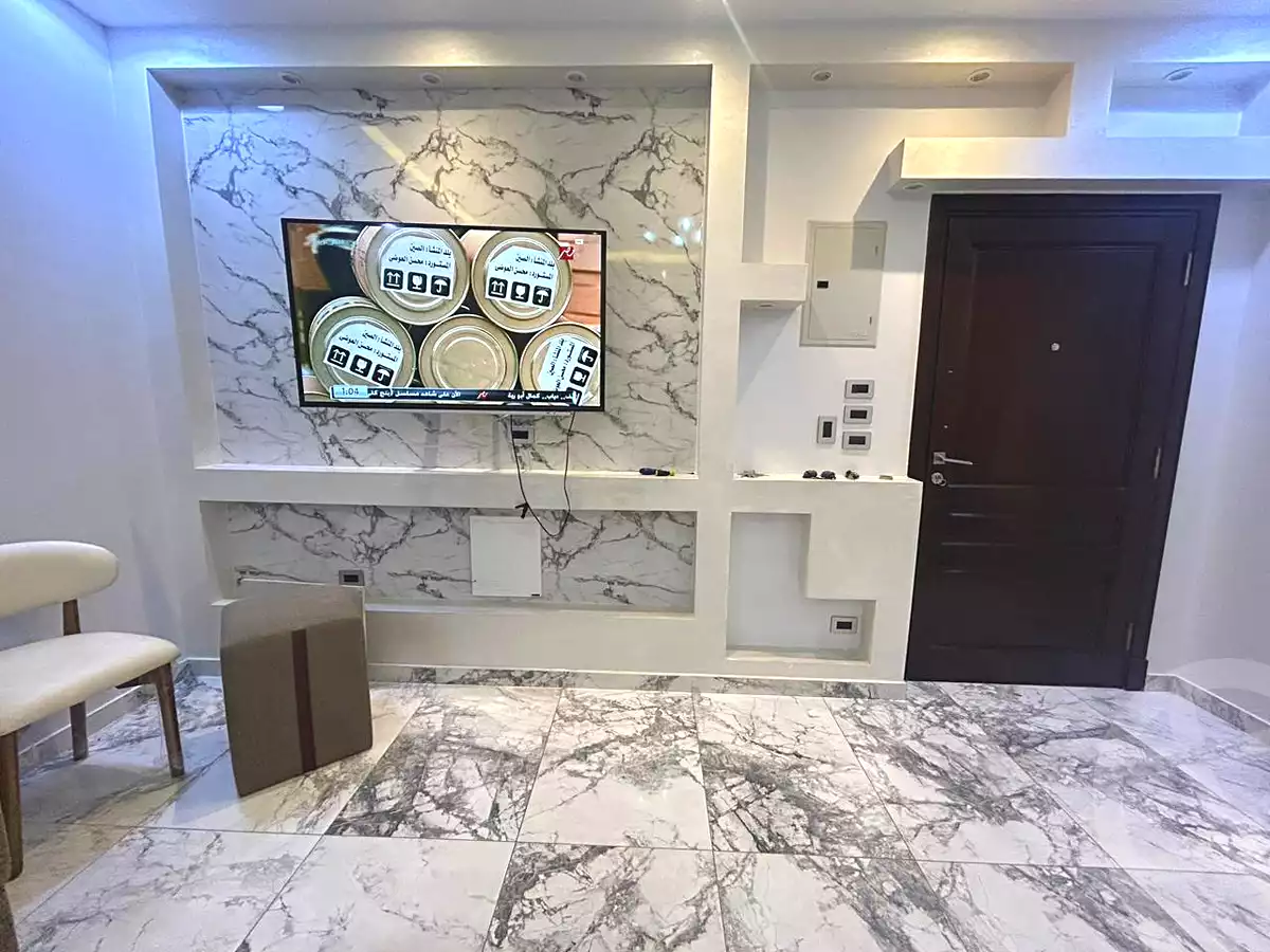 https://aqarmap.com.eg/en/listing/7234139-for-rent-cairo-new-cairo-compounds-hyde-park-centre-ville-hyde-park