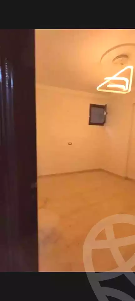 https://aqarmap.com.eg/ar/listing/7234291-for-sale-alexandria-al-agamy-lbytsh
