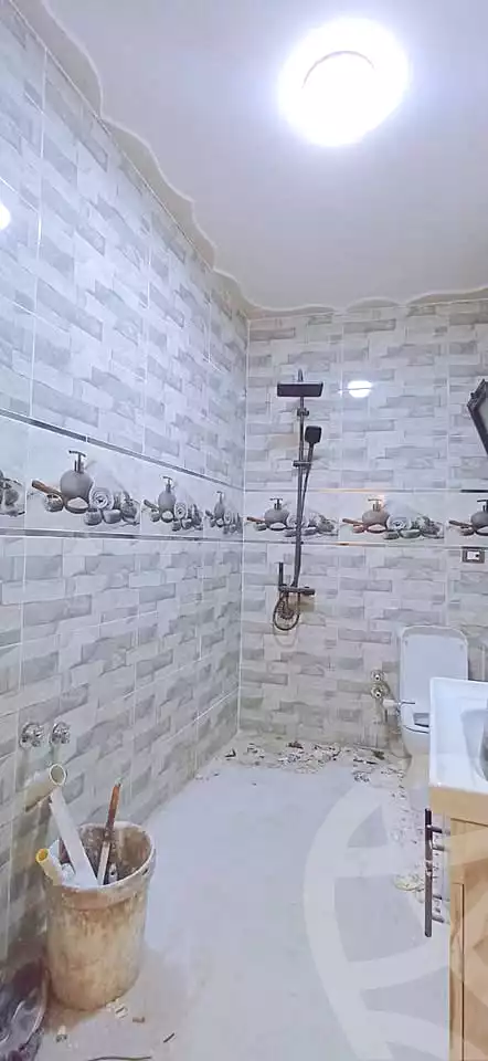 https://aqarmap.com.eg/en/listing/7234325-for-sale-alexandria-al-agamy-lbytsh-mecca-st