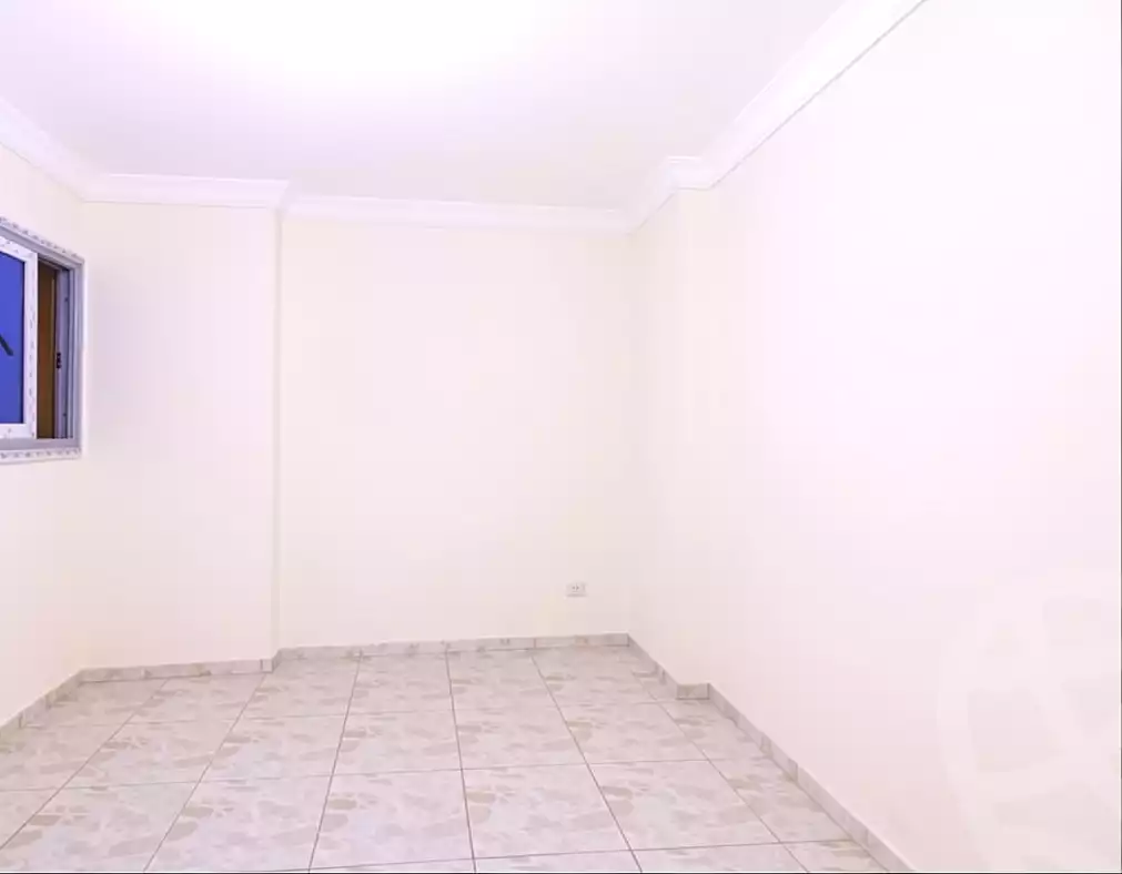 https://aqarmap.com.eg/en/listing/7234673-for-sale-alexandria-el-asafra