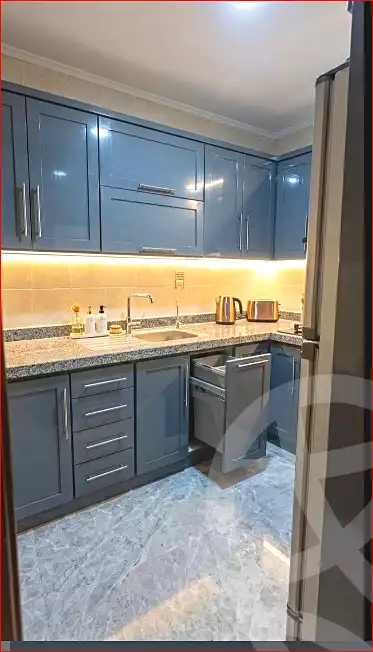 https://aqarmap.com.eg/ar/listing/7234967-for-sale-cairo-helwan-ahmed-enci-st