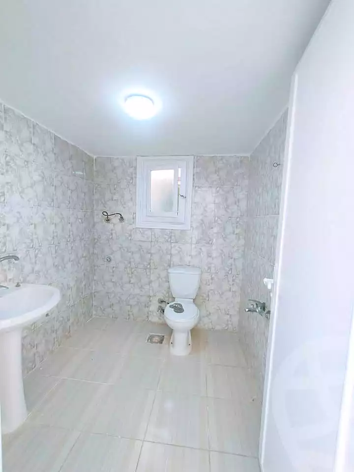 https://aqarmap.com.eg/ar/listing/7235057-for-sale-alexandria-al-agamy-shataa-el-nakheel