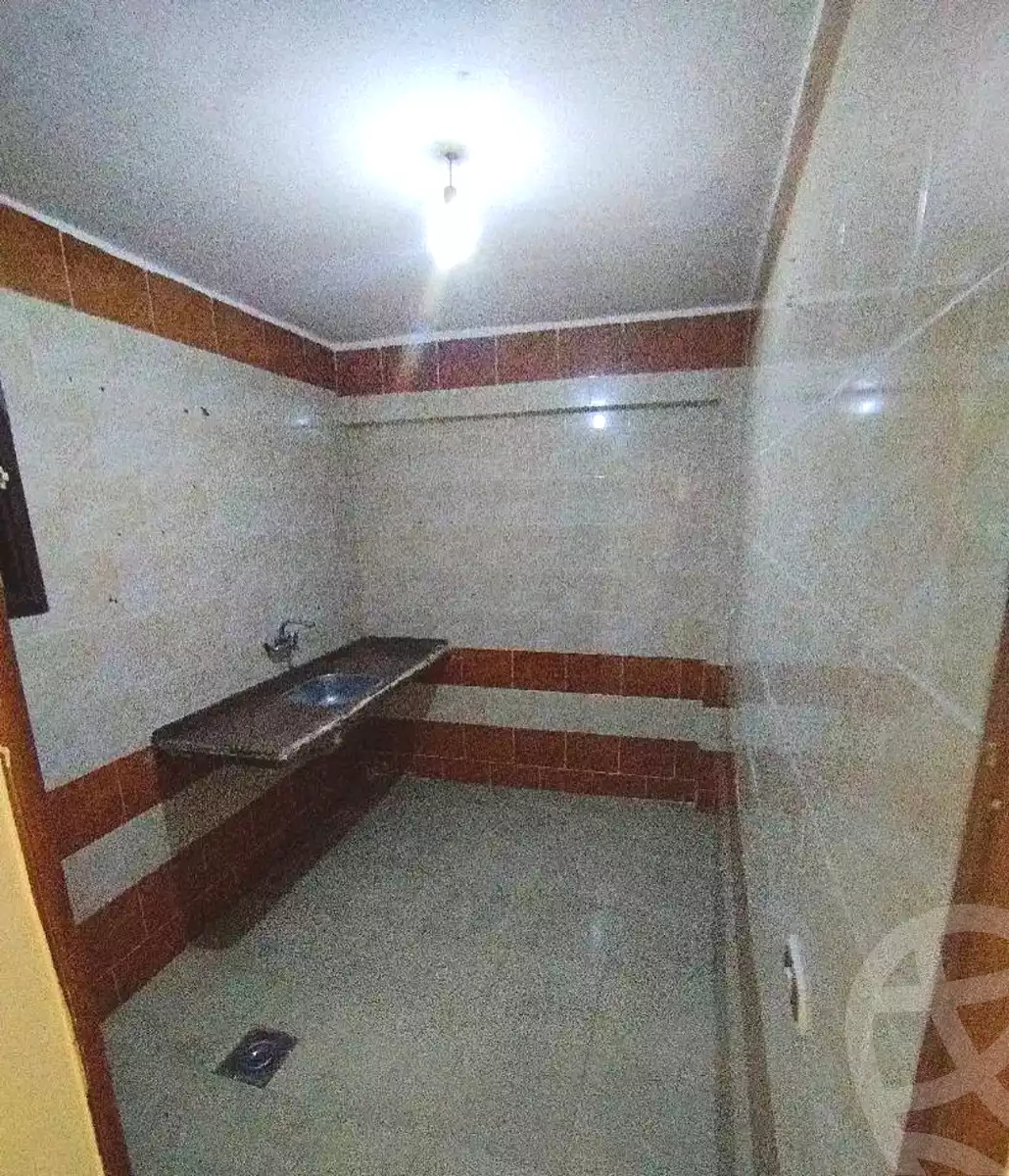 https://aqarmap.com.eg/en/listing/7235426-for-rent-alexandria-lsywf-el-falki