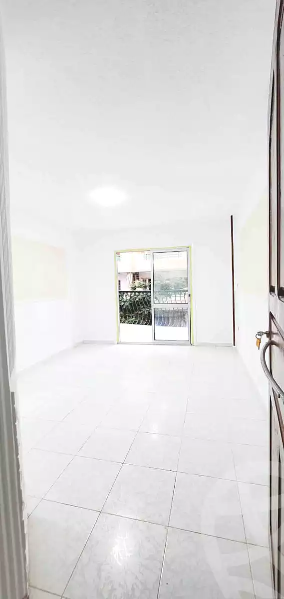 https://aqarmap.com.eg/en/listing/7235919-for-sale-alexandria-al-agamy-shataa-el-nakheel-street-10