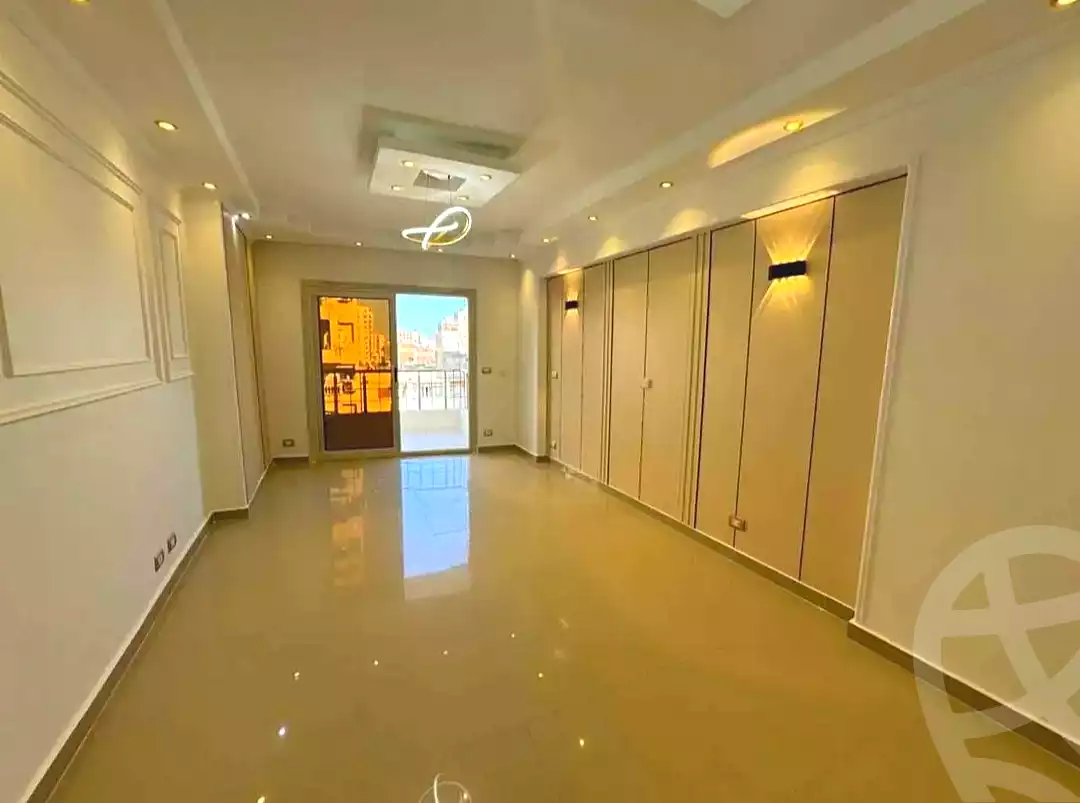 https://aqarmap.com.eg/ar/listing/7235946-for-sale-alexandria-sydy-bshr-sydy-bshr-bhry-shr-mhmwd-l-yswy