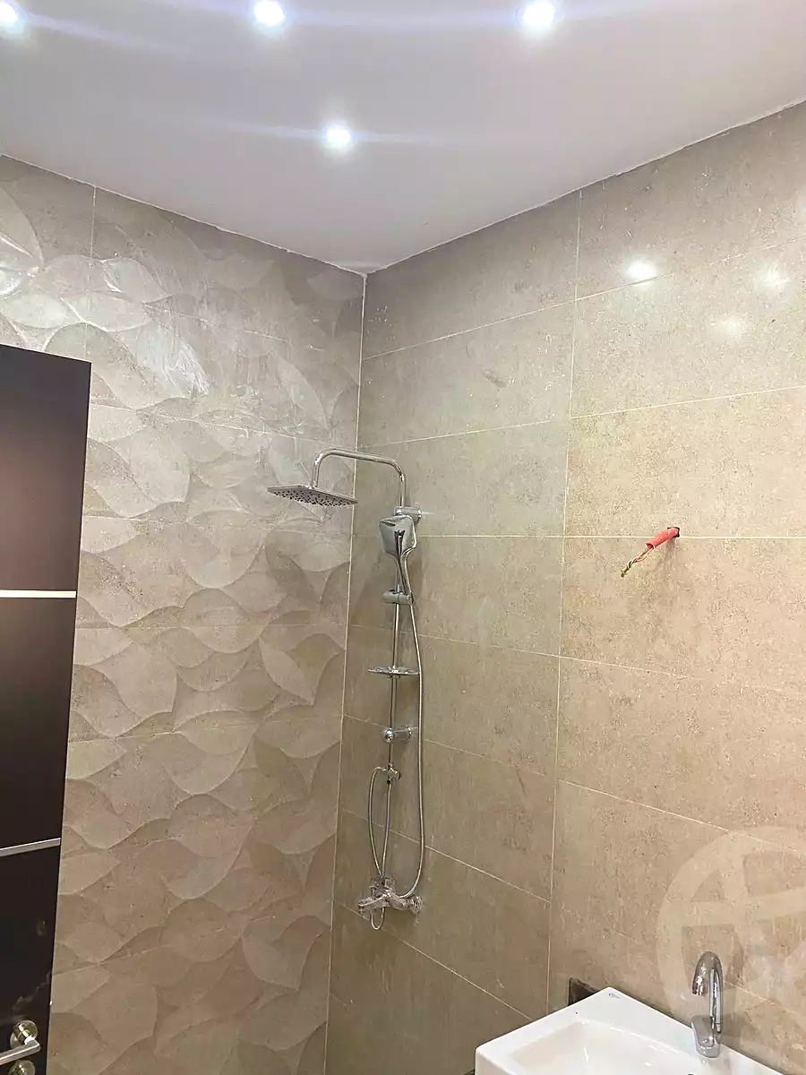 https://aqarmap.com.eg/ar/listing/7236053-for-rent-cairo-new-cairo-ganob-el-akadamiya-south-academy-d-khaled-ibn-el-waleed-st