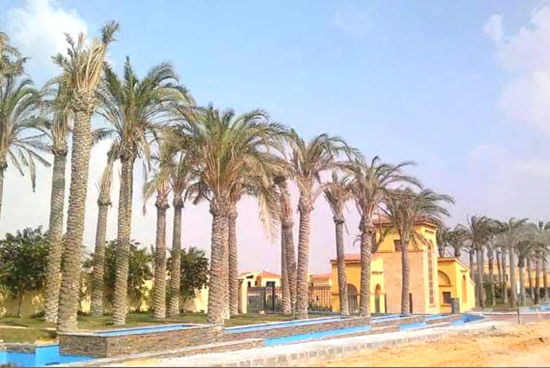 https://aqarmap.com.eg/en/listing/7236207-for-sale-cairo-new-cairo-compounds-kattameya-gardens