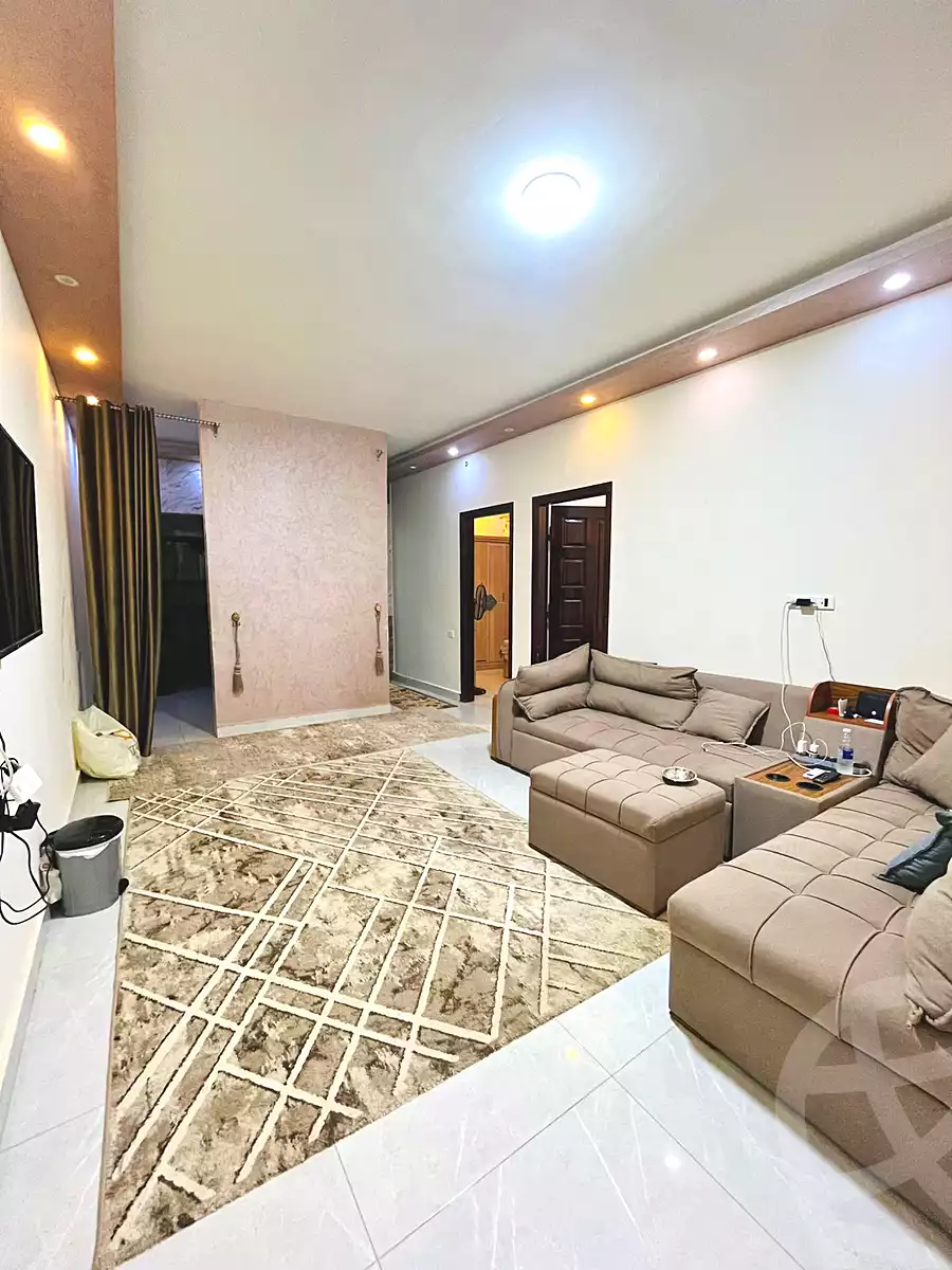 https://aqarmap.com.eg/ar/listing/7236350-for-rent-cairo-6th-of-october-el-ahyaa-neighborhood-1st-al-maahad