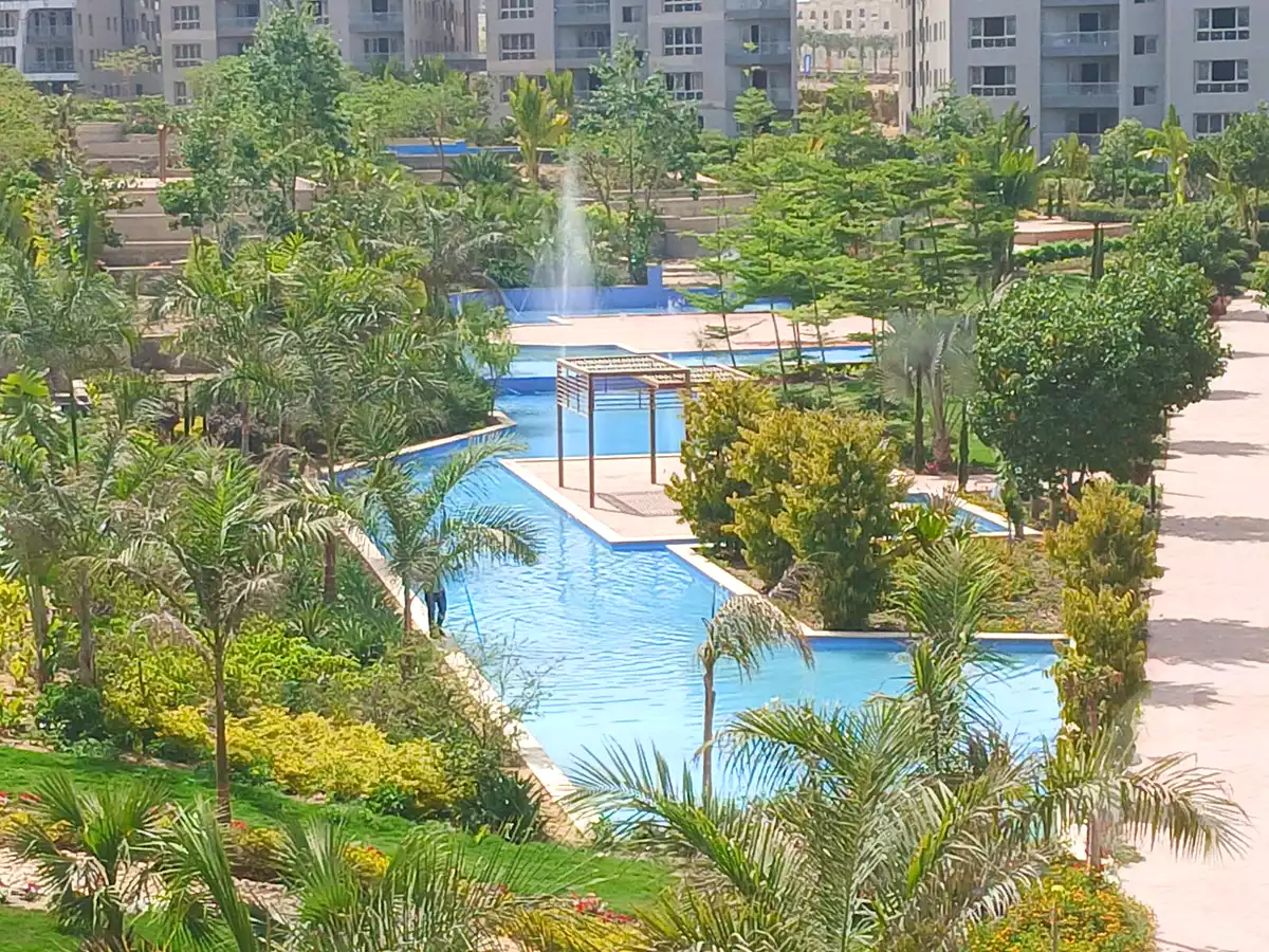 https://aqarmap.com.eg/ar/listing/7236427-for-sale-cairo-new-cairo-lmstqbl-syty-compounds-zyzyny-lmstqbl-rdk-llttwyr