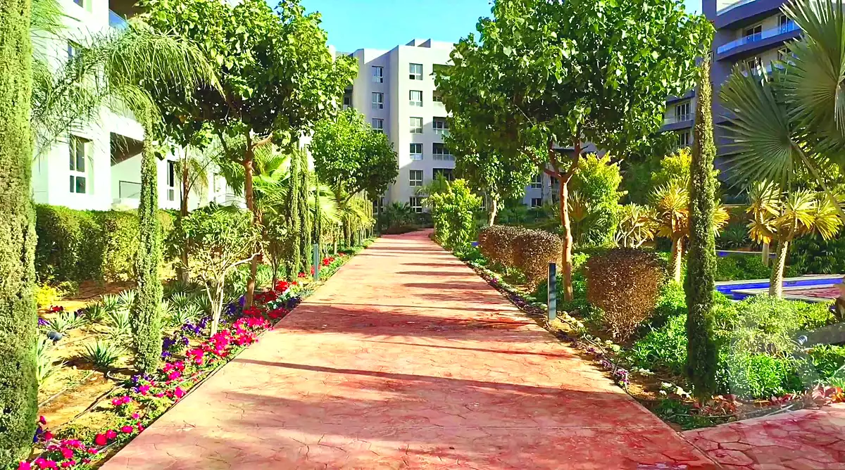 https://aqarmap.com.eg/ar/listing/7236427-for-sale-cairo-new-cairo-lmstqbl-syty-compounds-zyzyny-lmstqbl-rdk-llttwyr