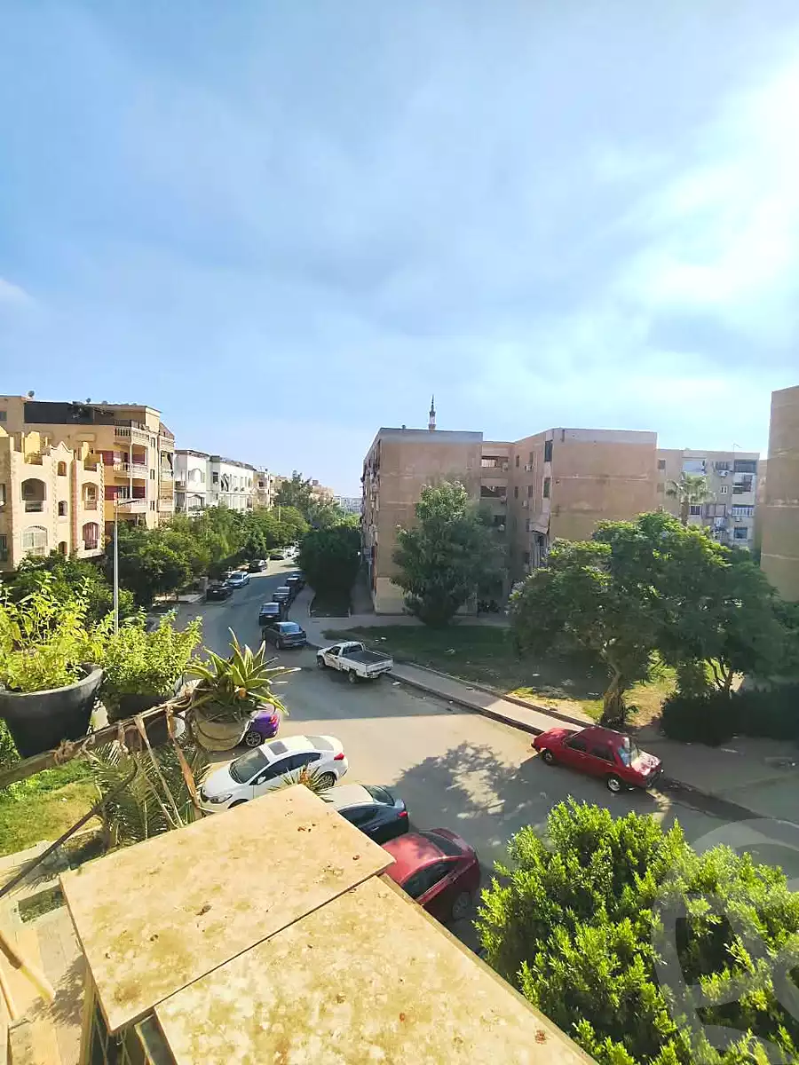 https://aqarmap.com.eg/en/listing/7236480-for-sale-cairo-el-sheikh-zayed-city-el-hay-elthaleth-lhy-lthlth