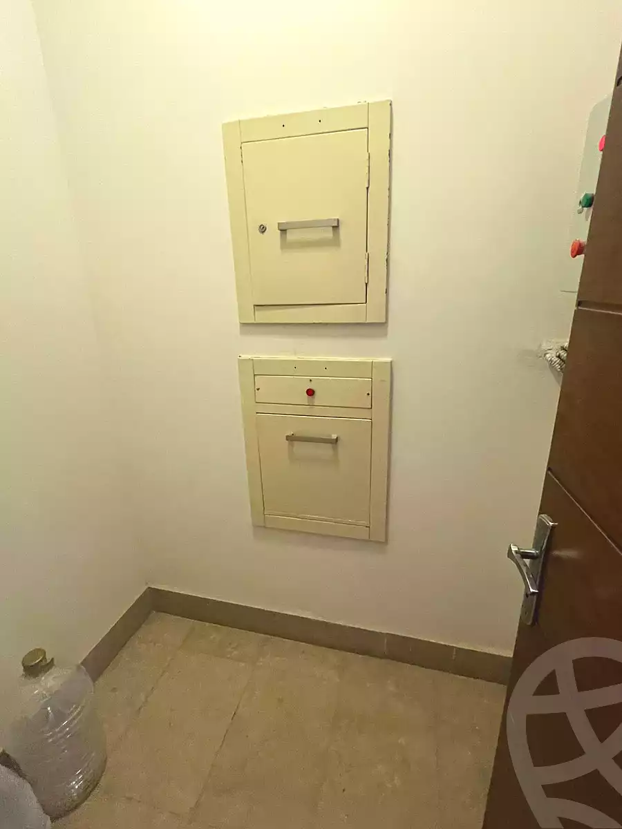 https://aqarmap.com.eg/en/listing/7236600-for-sale-cairo-el-sheikh-zayed-city-compounds-greens