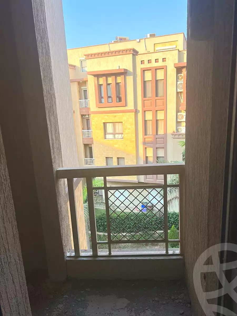 https://aqarmap.com.eg/en/listing/7236600-for-sale-cairo-el-sheikh-zayed-city-compounds-greens