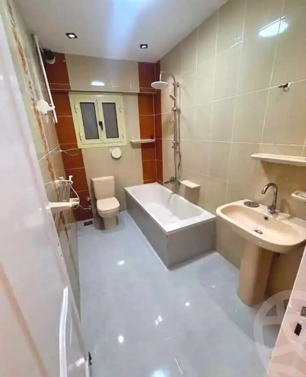 https://aqarmap.com.eg/ar/listing/7236774-for-sale-alexandria-sydy-bshr-sydy-bshr-bhry-gamal-abd-el-nasir-st