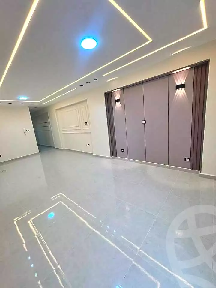 https://aqarmap.com.eg/ar/listing/7236914-for-sale-alexandria-sydy-bshr-sydy-bshr-bhry-gamal-abd-el-nasir-st