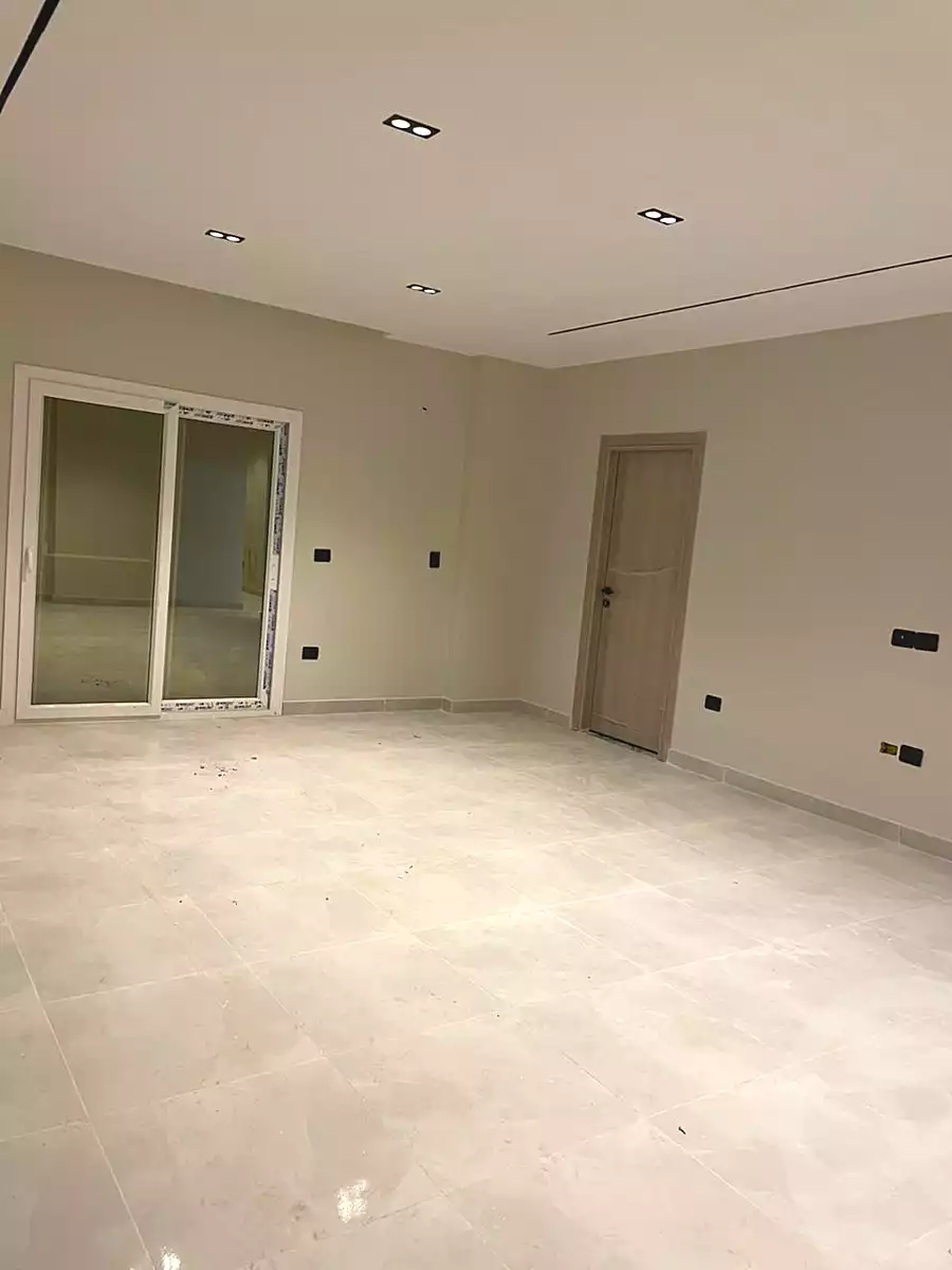 https://aqarmap.com.eg/ar/listing/7236922-for-sale-cairo-el-sheikh-zayed-city-el-hay-elsades-ashaer