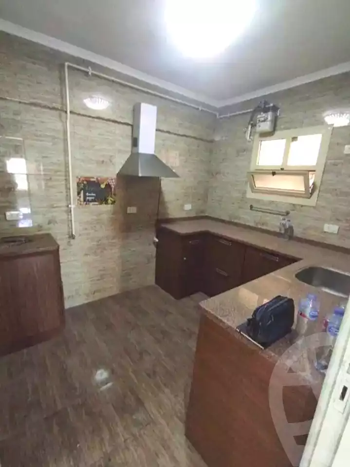 https://aqarmap.com.eg/ar/listing/7236972-for-rent-alexandria-moharram-bey-moharram-bek-st