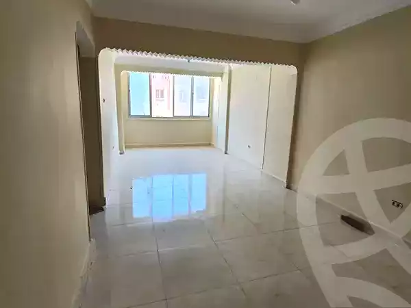 https://aqarmap.com.eg/en/listing/7236978-for-rent-ismailia-ismailia-city-el-shaikh-zayed-st