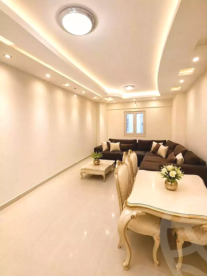 https://aqarmap.com.eg/ar/listing/7237165-for-sale-alexandria-glim