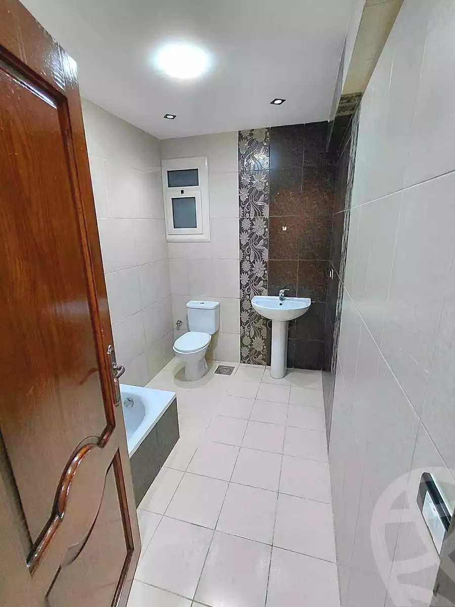 https://aqarmap.com.eg/ar/listing/7237288-for-sale-alexandria-sydy-bshr-sydy-bshr-bhry-shr-lsg-mhmd-bd-lslm