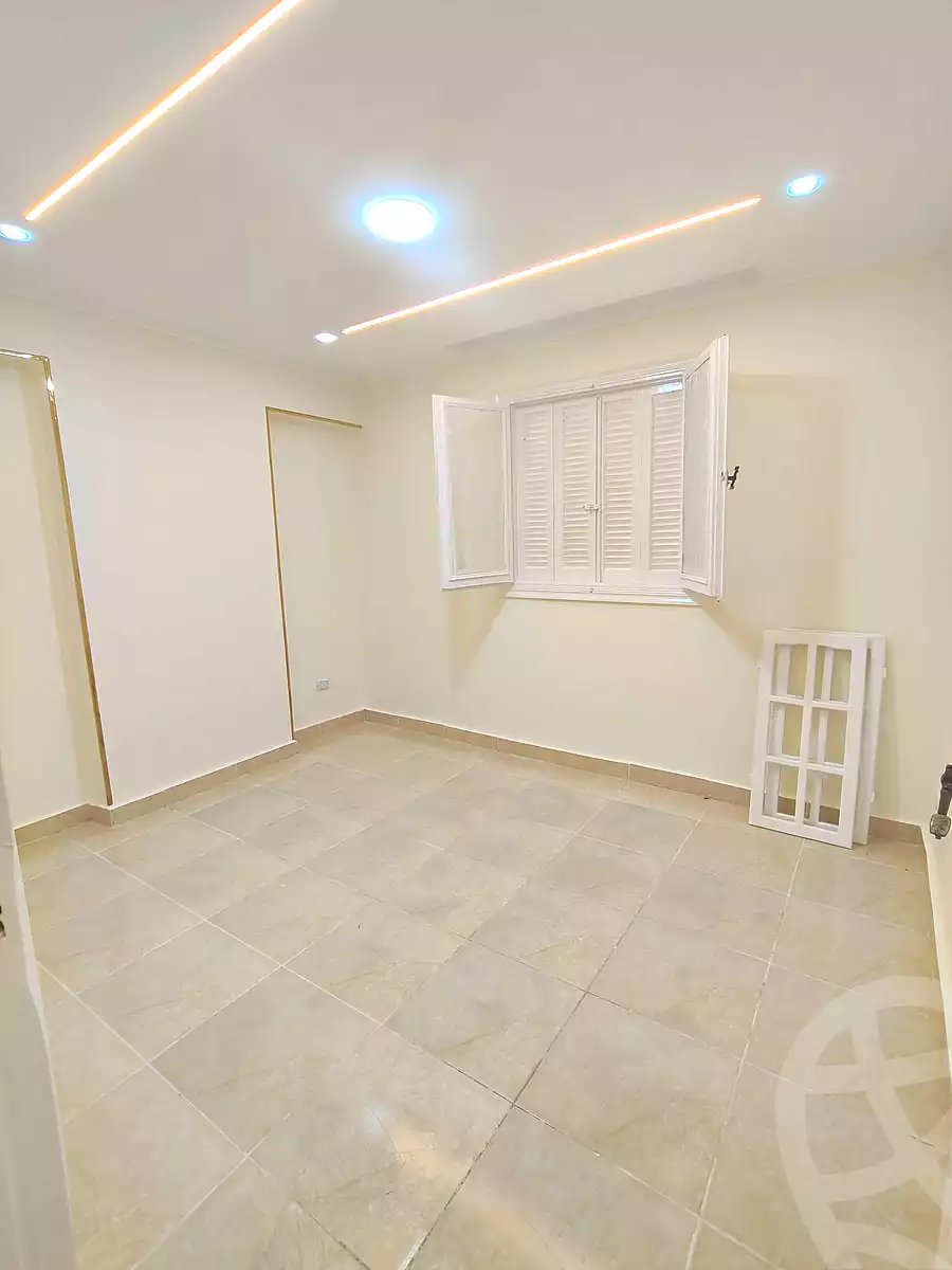 https://aqarmap.com.eg/ar/listing/7237297-for-sale-alexandria-sydy-bshr-sydy-bshr-bhry
