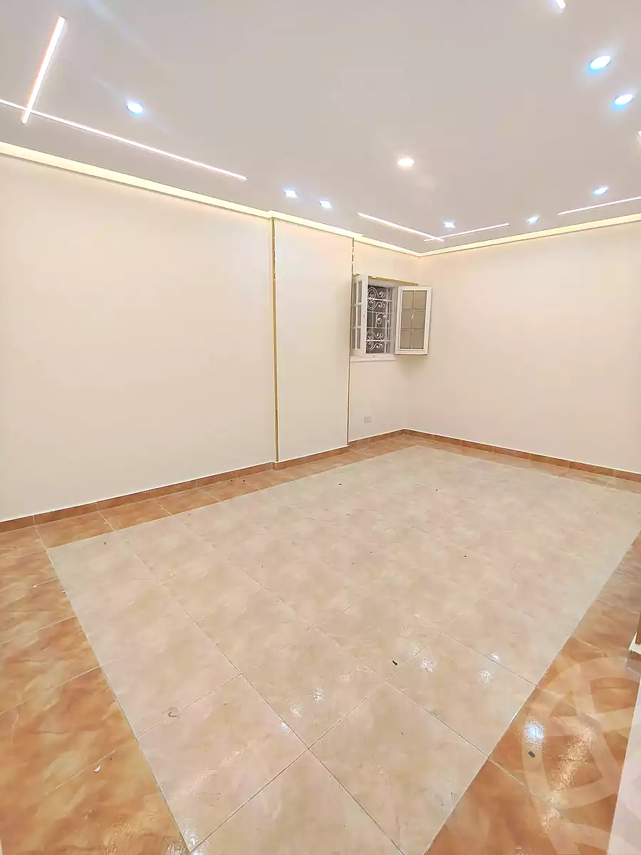 https://aqarmap.com.eg/ar/listing/7237300-for-sale-alexandria-sydy-bshr-sydy-bshr-bhry-shr-mhmwd-l-yswy