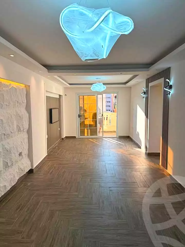 https://aqarmap.com.eg/ar/listing/7237350-for-sale-alexandria-al-agamy-lbytsh-bianchiii
