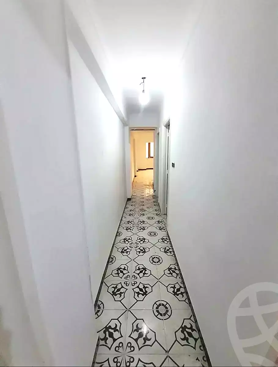 https://aqarmap.com.eg/ar/listing/7237359-for-sale-alexandria-shds