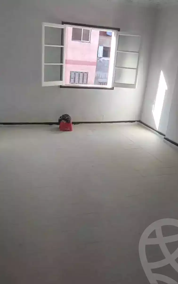 https://aqarmap.com.eg/ar/listing/7237390-for-sale-alexandria-el-mandara-shr-30