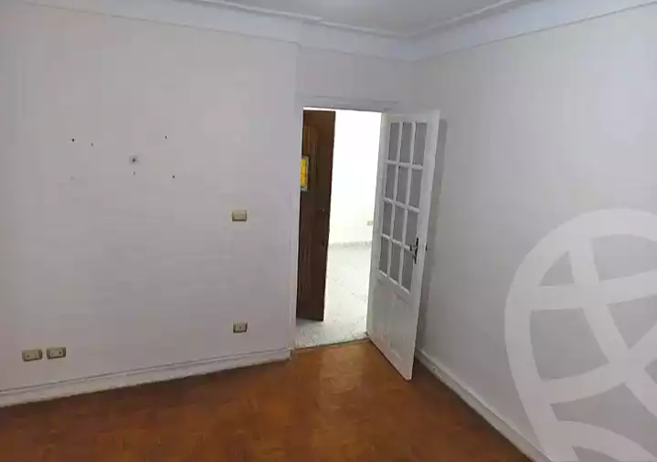 https://aqarmap.com.eg/en/listing/7237427-for-rent-alexandria-kafr-abdo