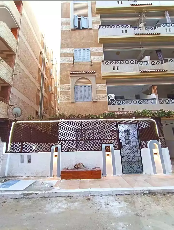https://aqarmap.com.eg/ar/listing/7237424-for-sale-alexandria-al-agamy-shataa-el-nakheel